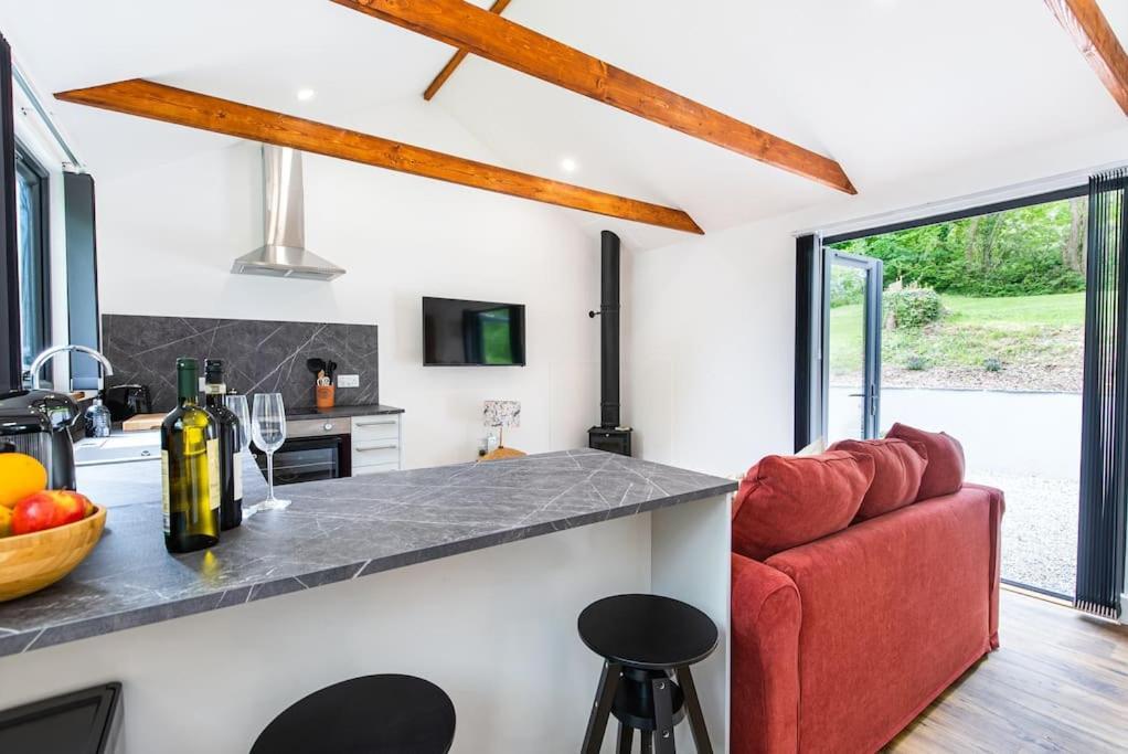 A Cornish Cabin In The Tamar Valley Gunnislake Exterior photo